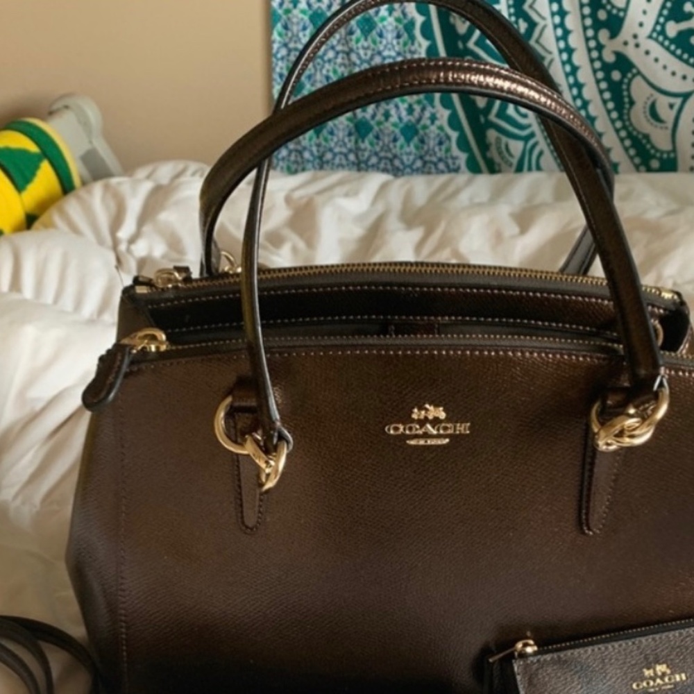 Authentic Coach Hand/Shoulder Bag & Coin Purse